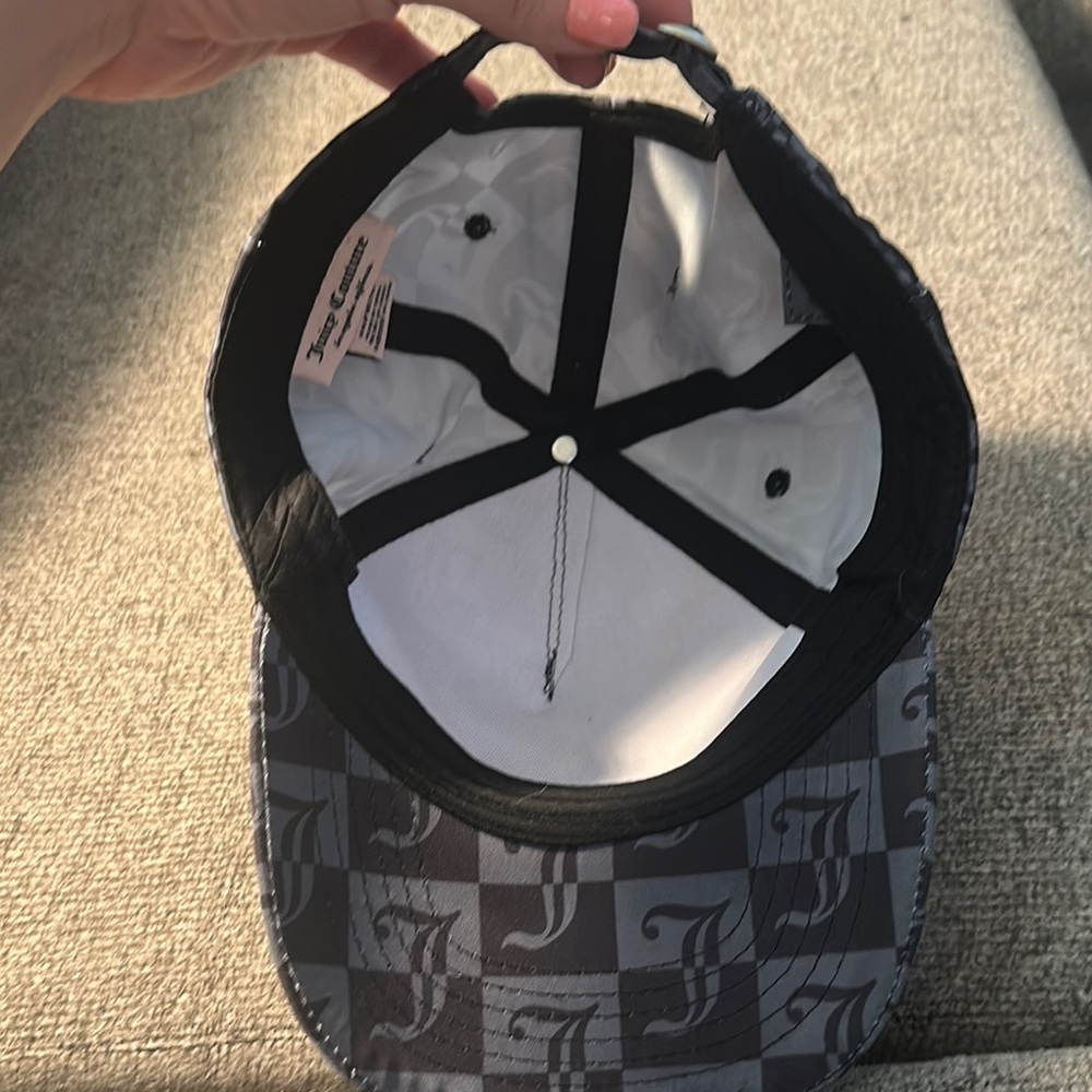 Juicy Couture Gray Patterned Hat - image 5